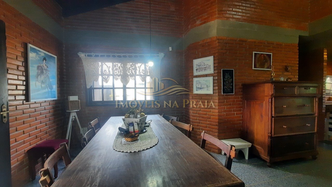 Foto 8 — Casa 5 dormitórios no bairro Remanso