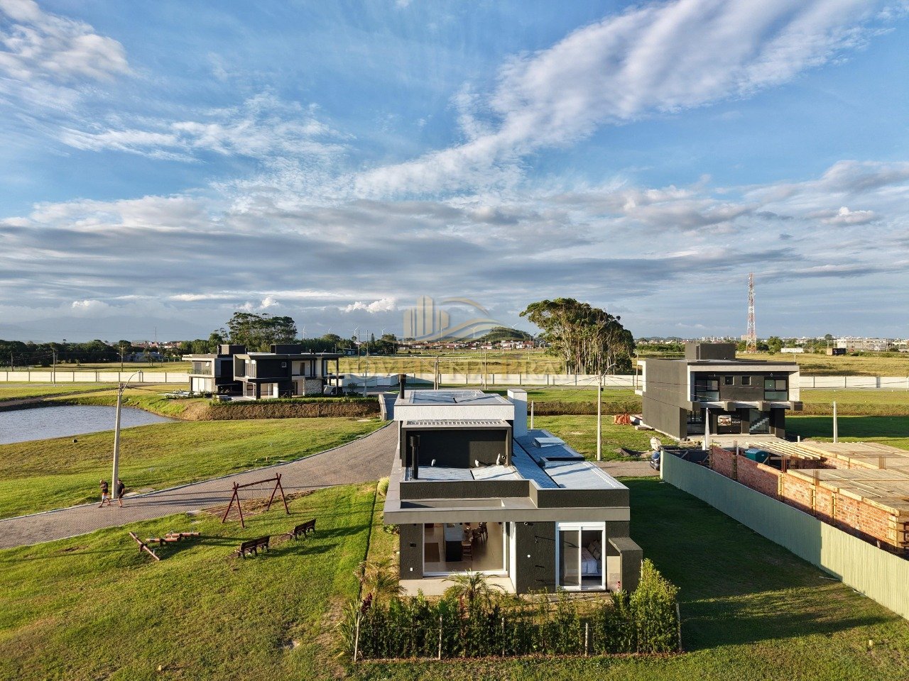 Foto 30 — Casa em Condomínio 3 dormitórios no bairro Allure Beach Condo