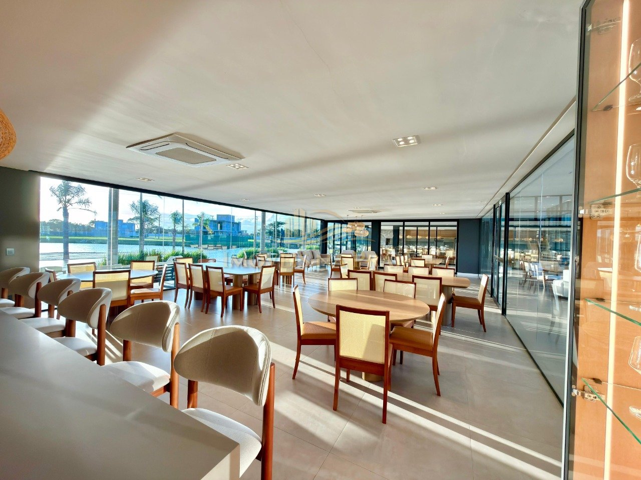 Foto 49 — Casa em Condomínio 3 dormitórios no bairro Allure Beach Condo