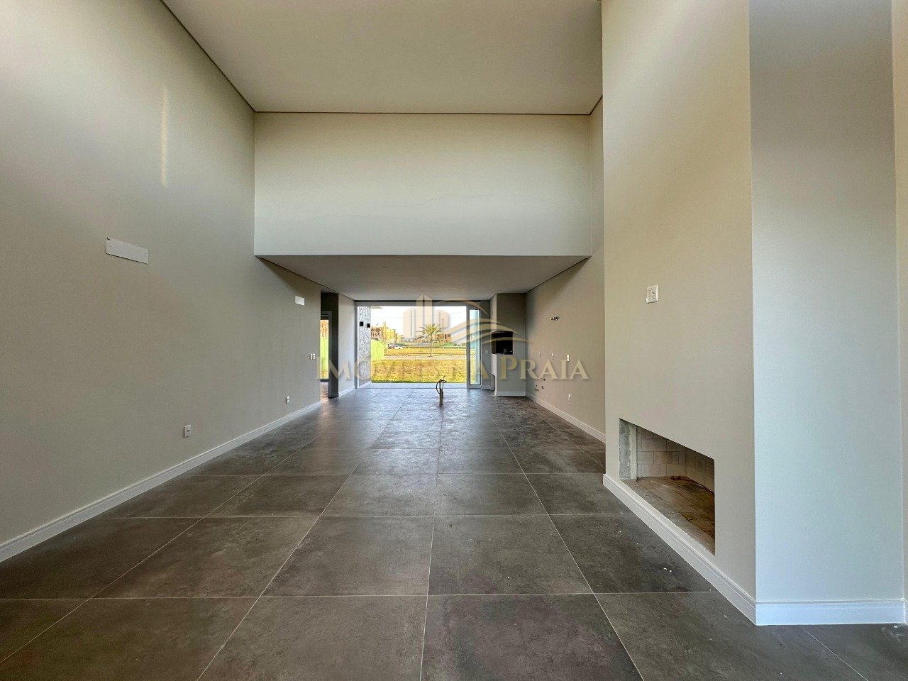 Foto 2 — Casa em Condomínio 4 dormitórios no bairro Allure Beach Condo