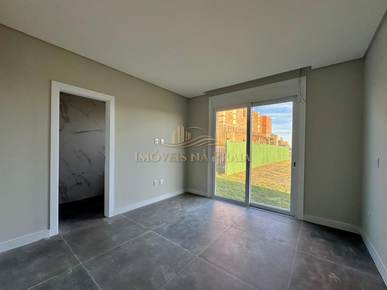 Foto 6 — Casa em Condomínio 4 dormitórios no bairro Allure Beach Condo