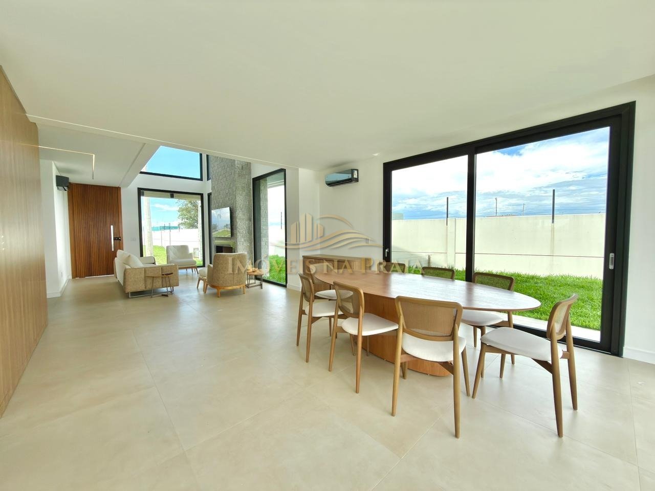 Foto 11 — Casa em Condomínio 4 dormitórios no bairro Allure Beach Condo