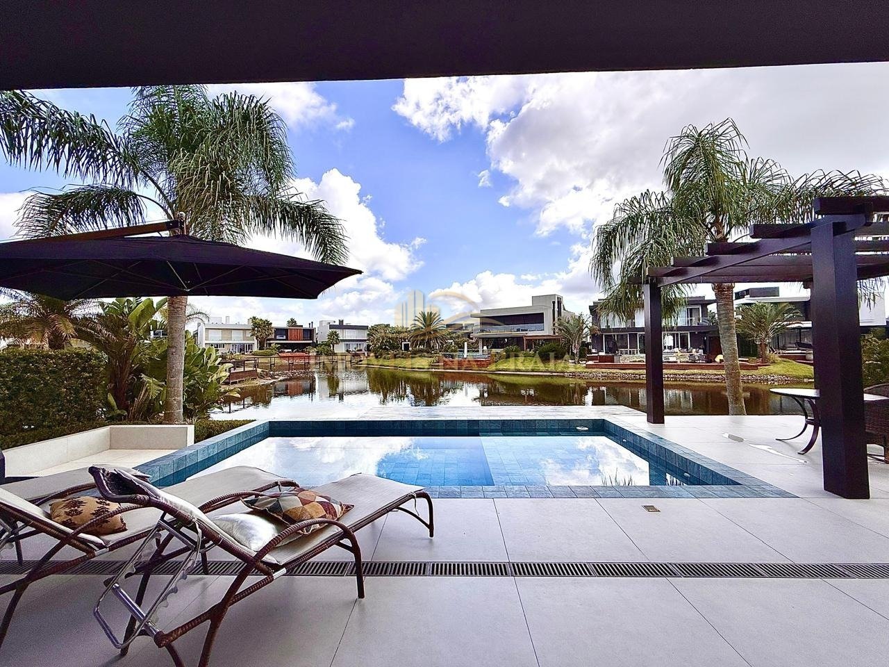 Foto 15 — Casa em Condomínio 5 dormitórios no bairro Malibu Beach Residence