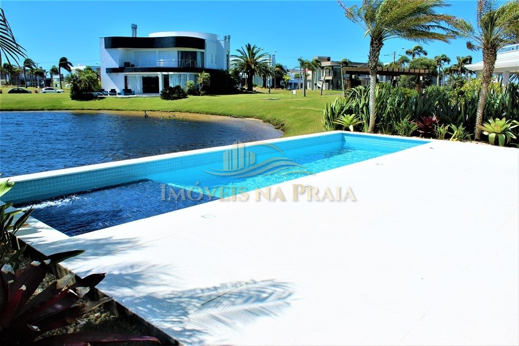 Foto 11 — Casa em Condomínio 6 Dormitório(s) Bairro Enseada