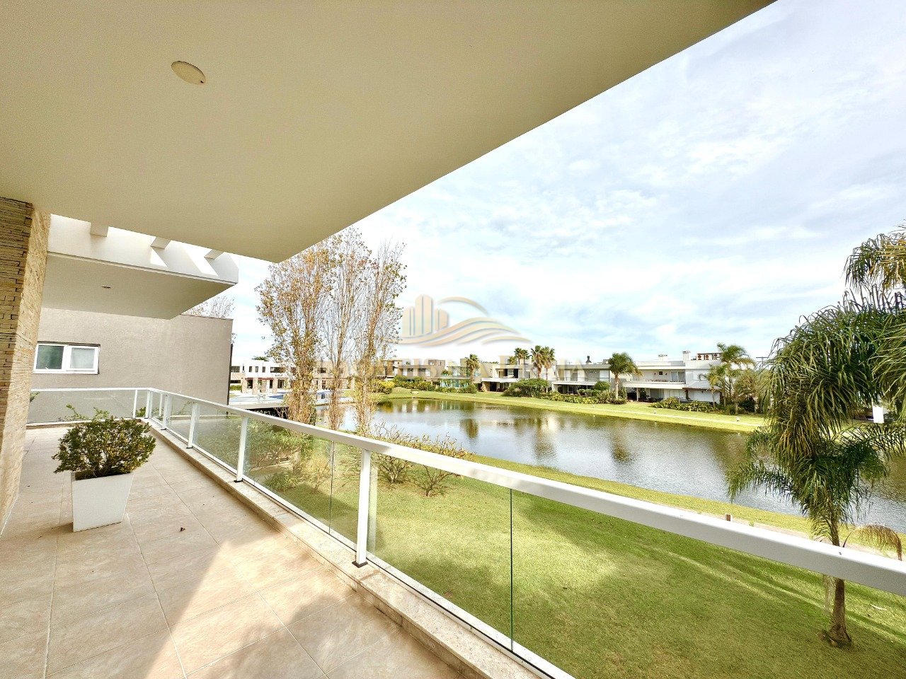 Foto 26 — Casa em Condomínio 4 dormitórios no bairro Ventura Club