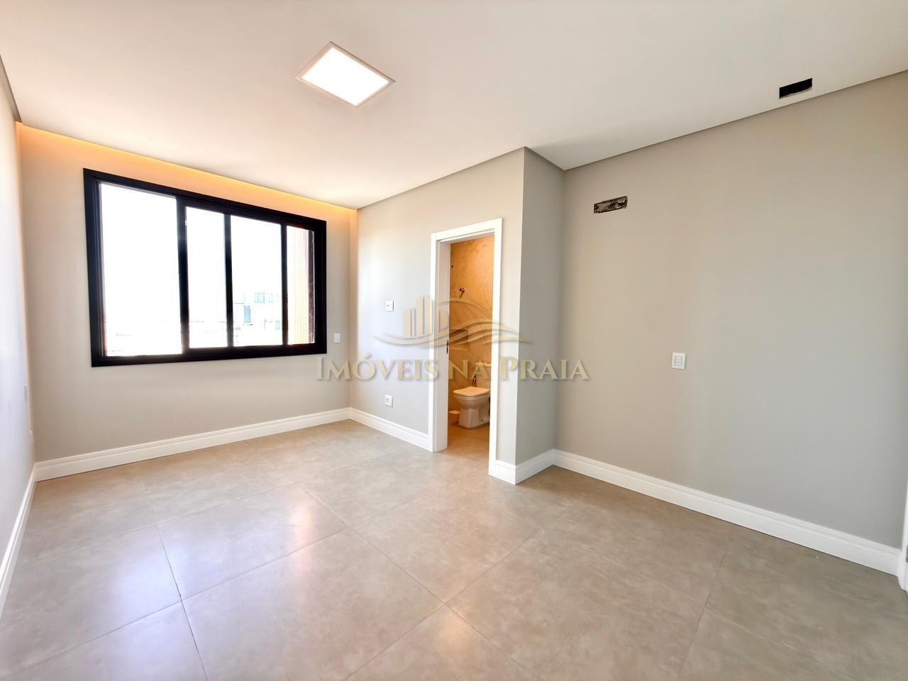 Foto 24 — Casa 4 dormitórios no bairro Atlantida