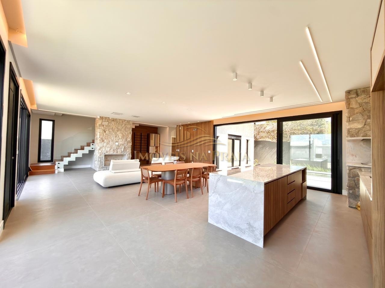 Foto 14 — Casa 4 dormitórios no bairro Atlantida