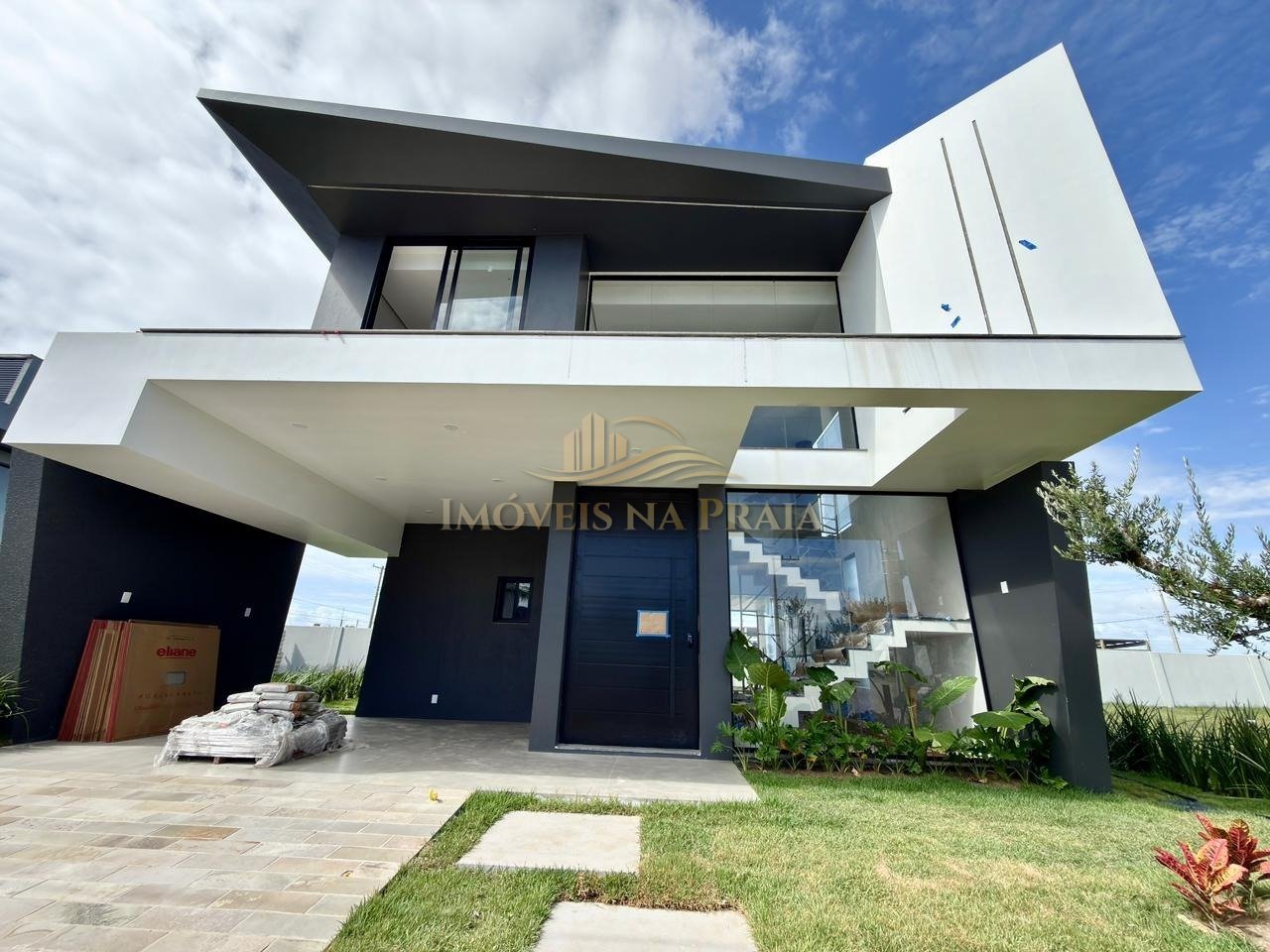 Casa em Condomínio 5 dormitórios no bairro Amare