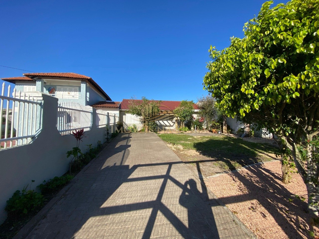 Foto 3 — - Casa semimobiliada no Centro de Xangri-Lá