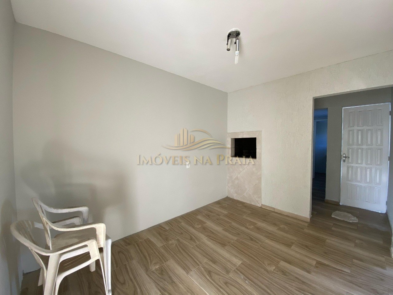 Foto 10 — - Casa semimobiliada no Centro de Xangri-Lá