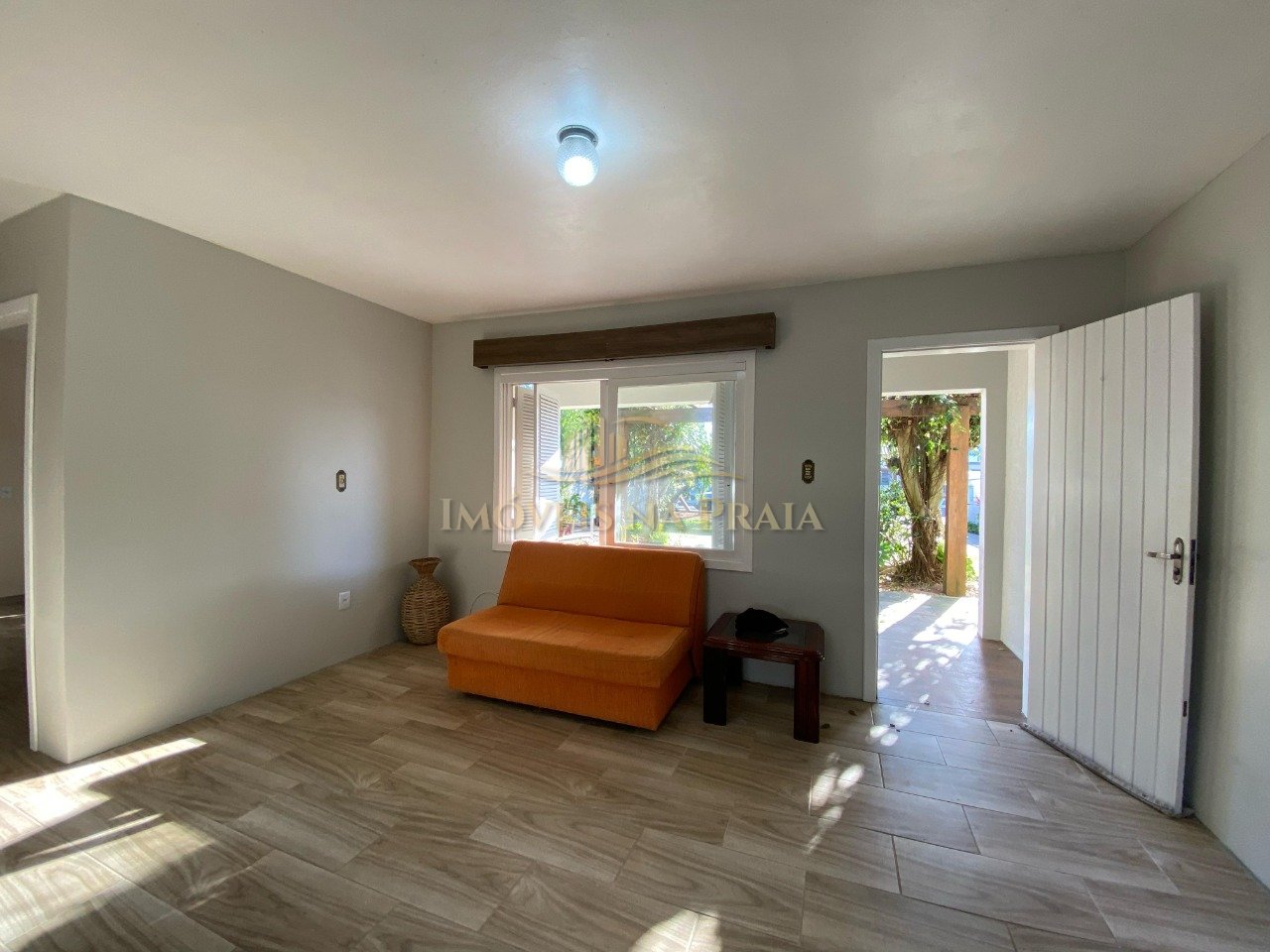 Foto 23 — - Casa semimobiliada no Centro de Xangri-Lá