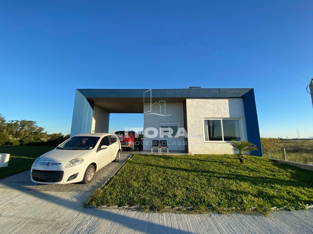 Casa 3 dormitórios no bairro Santorini