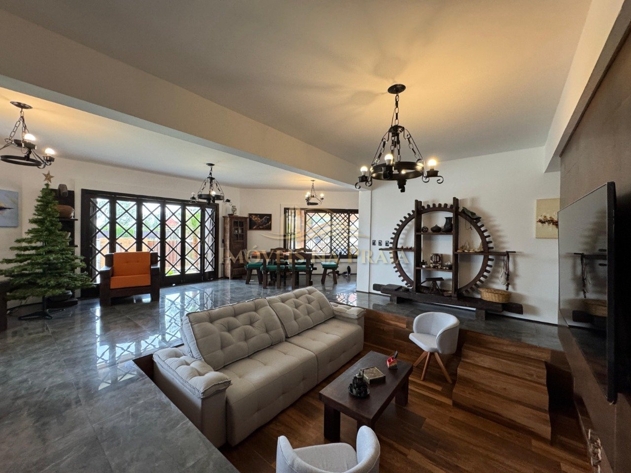 Foto 17 — Casa 4 dormitórios no bairro Arpoador