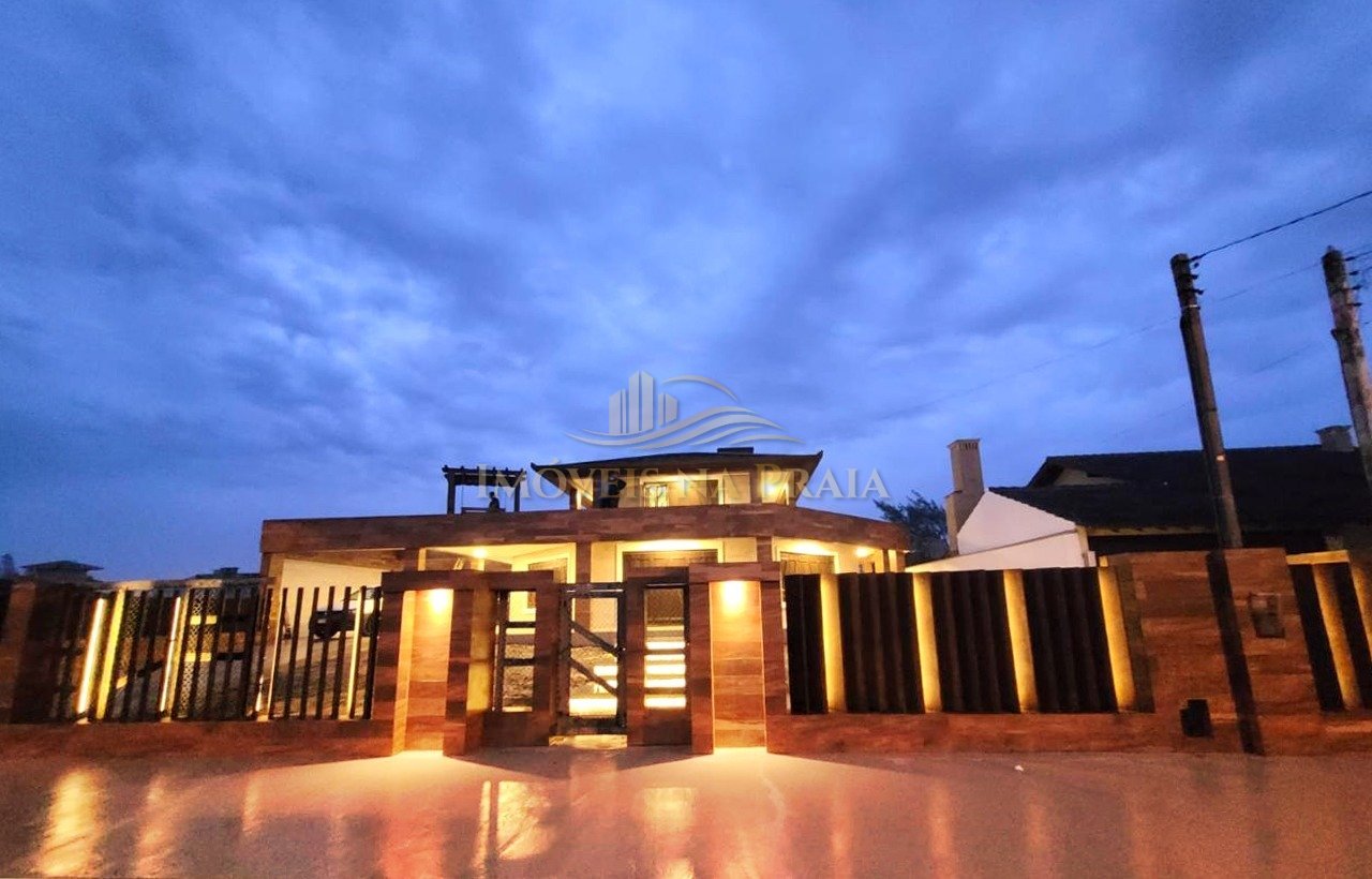 Foto 11 — Casa 4 dormitórios no bairro Arpoador