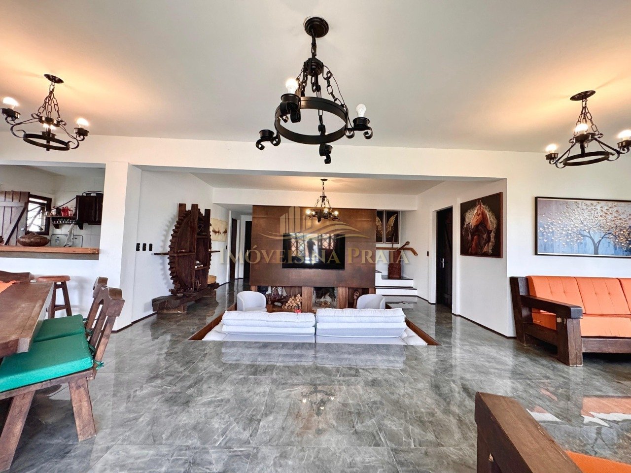 Foto 16 — Casa 4 dormitórios no bairro Arpoador