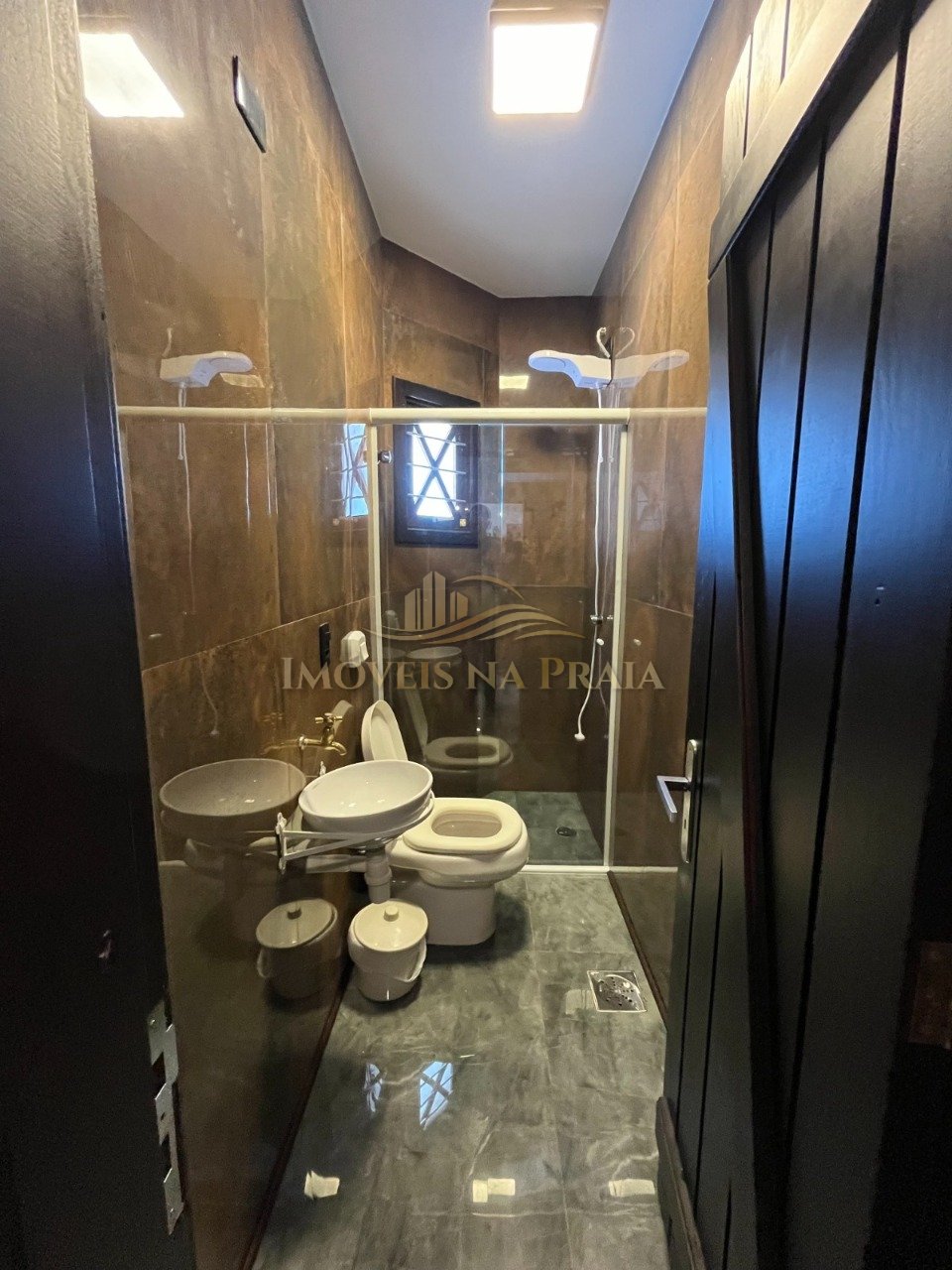 Foto 26 — Casa 4 dormitórios no bairro Arpoador