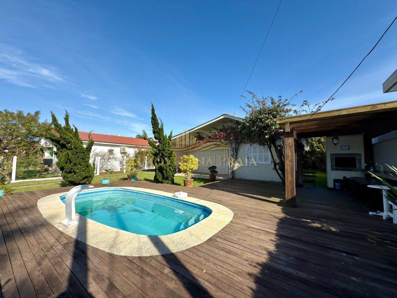 Foto 9 — Casa 4 dormitórios no bairro Atlântida