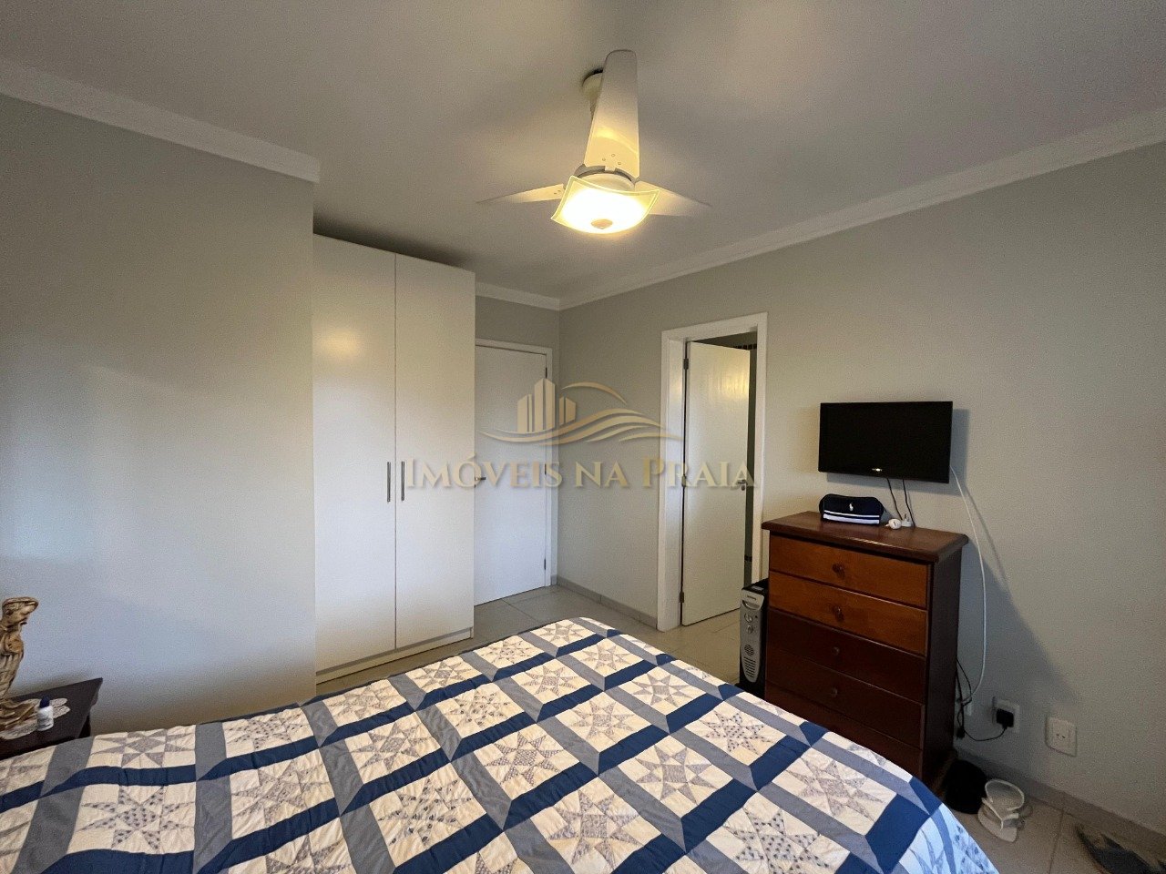 Foto 2 — Casa 7 dormitórios no bairro Atlântida