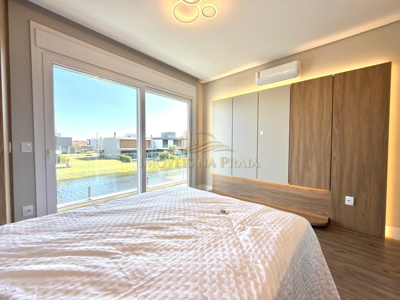 Foto 19 — Casa em Condomínio 4 dormitórios no bairro Sunset