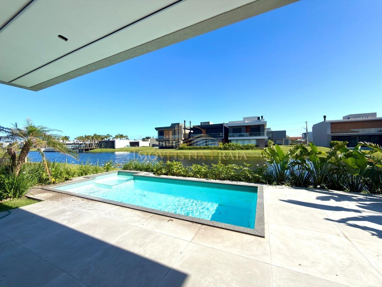 Foto 37 — Casa em Condomínio 4 dormitórios no bairro Sunset