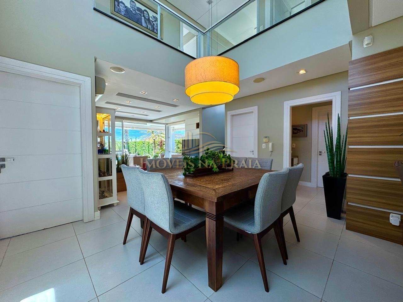 Foto 14 — Casa 4 dormitórios no bairro Rainha do Mar