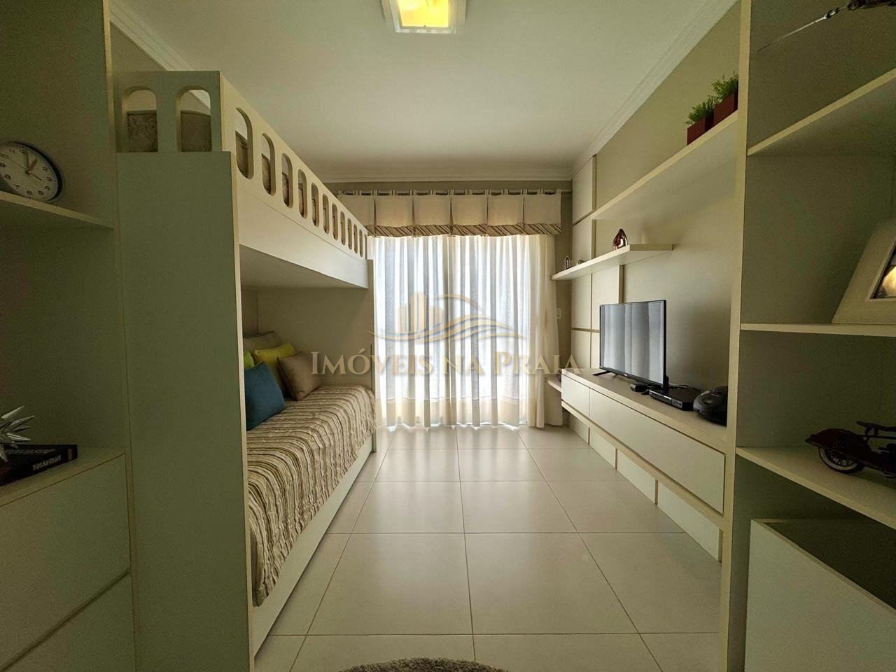 Foto 30 — Casa 4 dormitórios no bairro Rainha do Mar