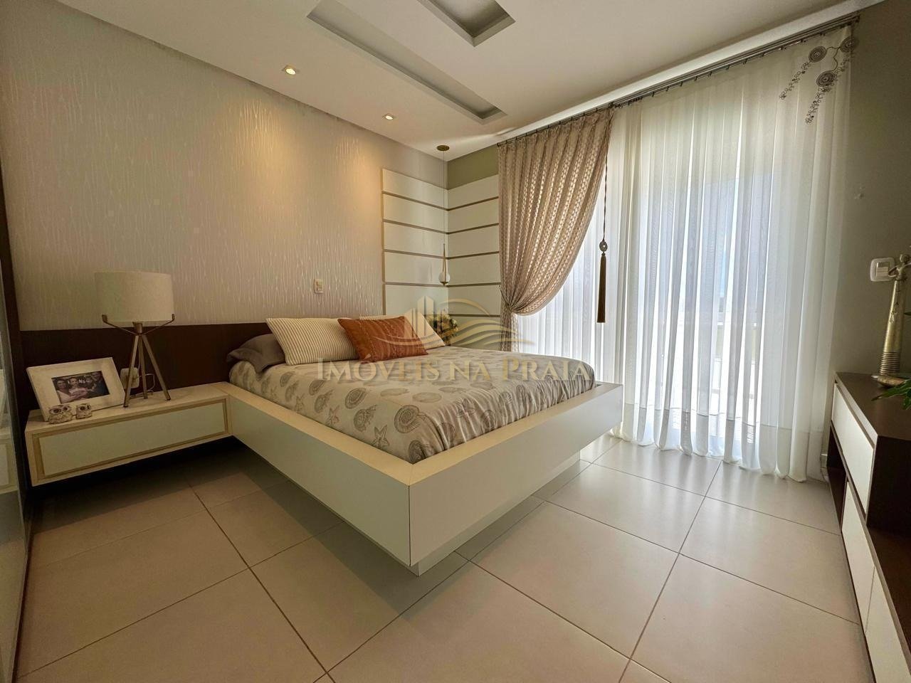 Foto 24 — Casa 4 dormitórios no bairro Rainha do Mar