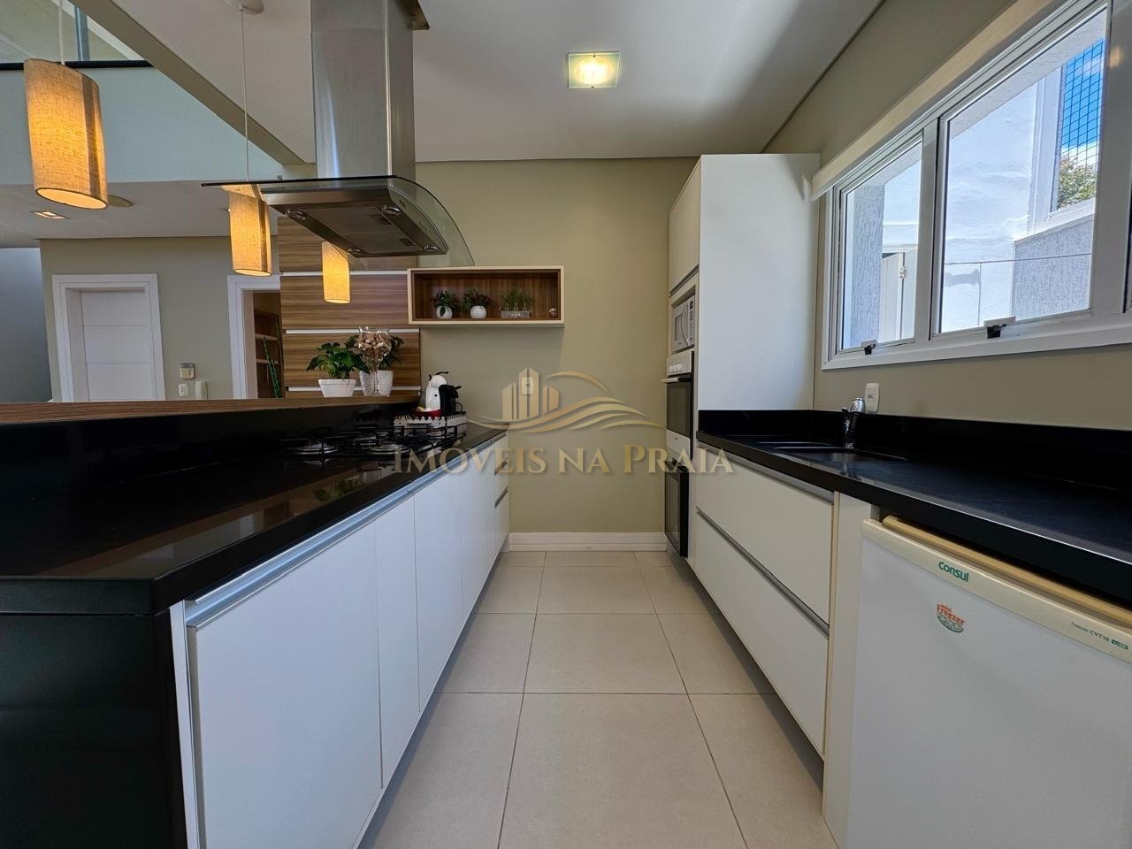 Foto 21 — Casa 4 dormitórios no bairro Rainha do Mar