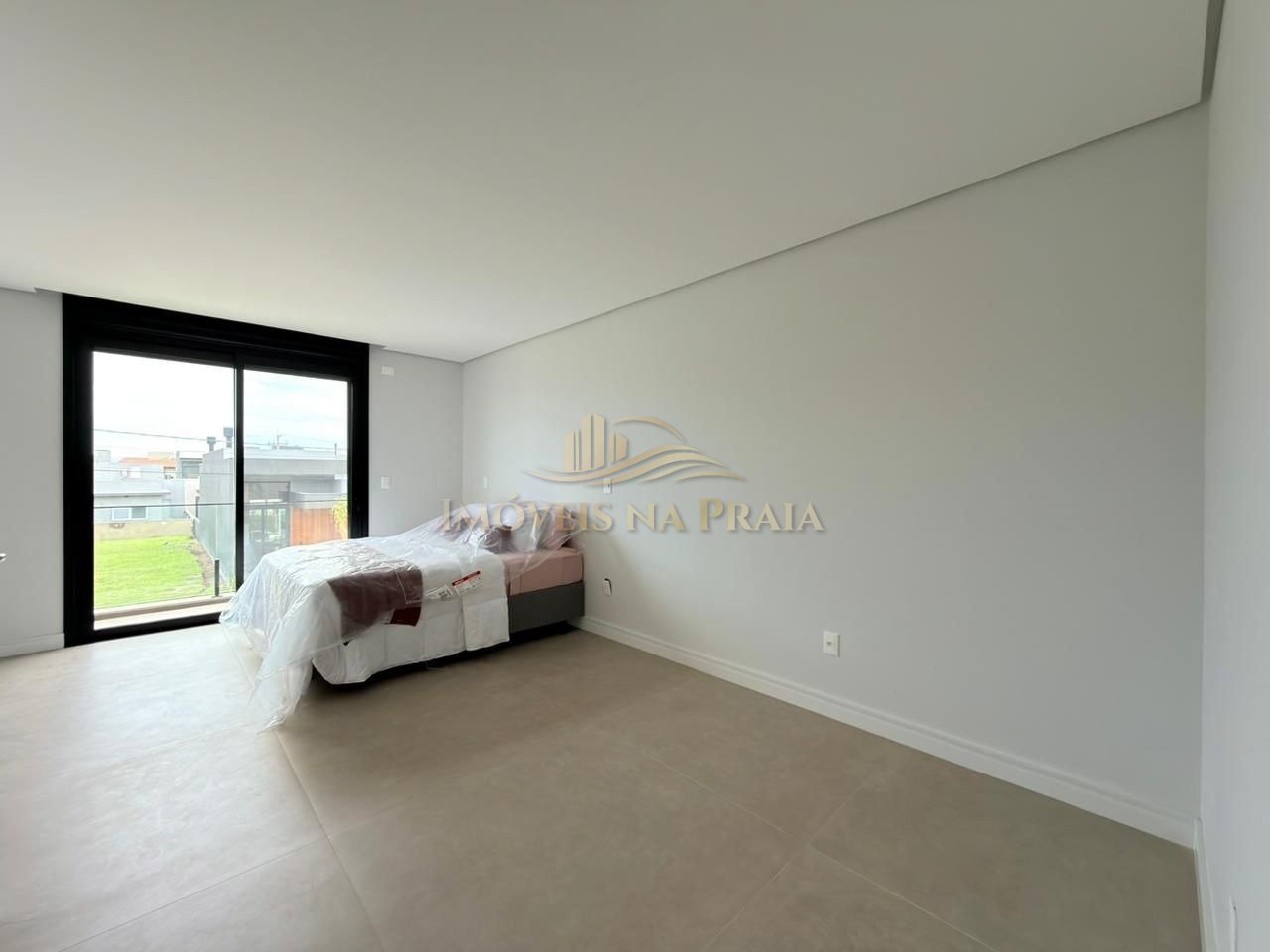 Foto 27 — Casa em Condomínio 4 dormitórios no bairro Sunset