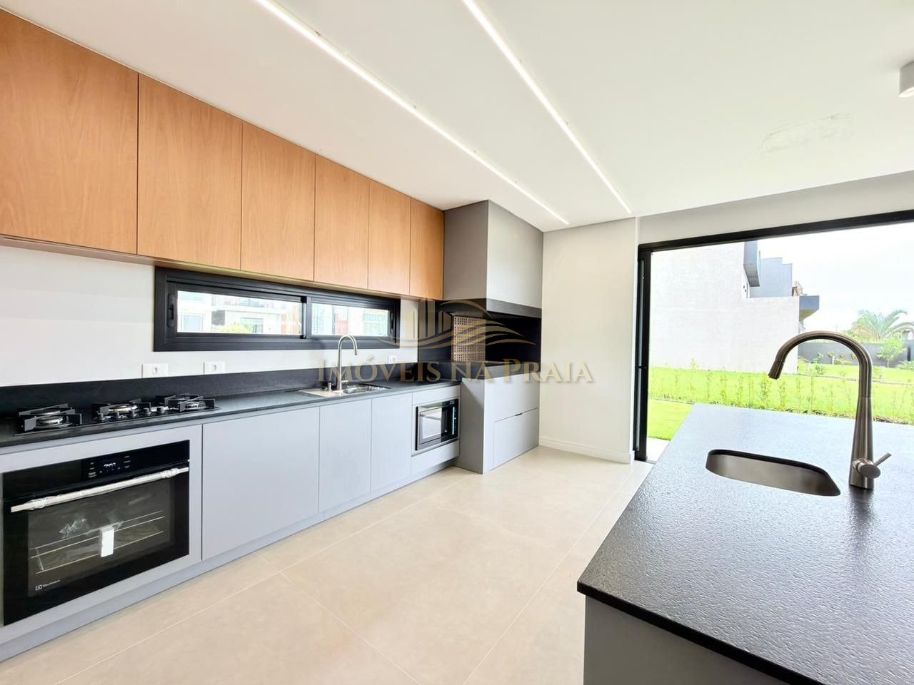 Foto 9 — Casa em Condomínio 4 dormitórios no bairro Sunset