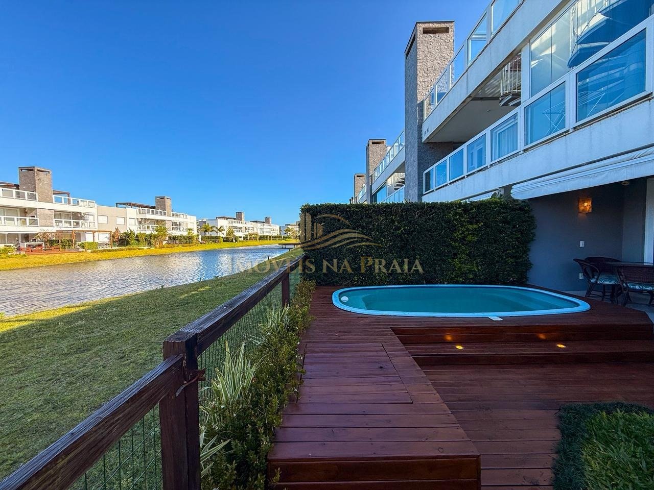 Casa em Condomínio 2 dormitórios no bairro Rossi Atlântida