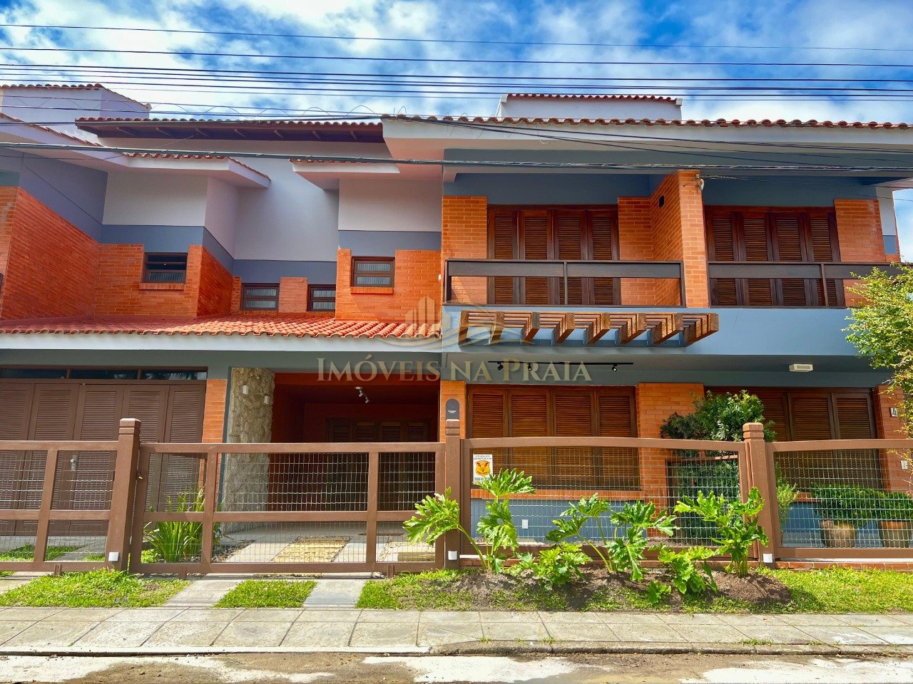 Duplex 3 dormitórios no bairro Centro