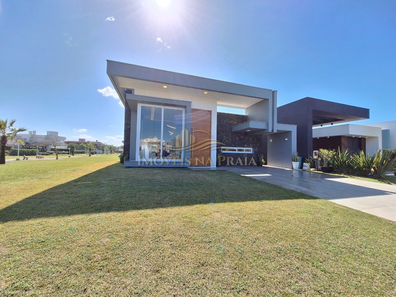 Foto 2 — Casa em Condomínio 4 dormitórios no bairro Riviera Xangri-Lá