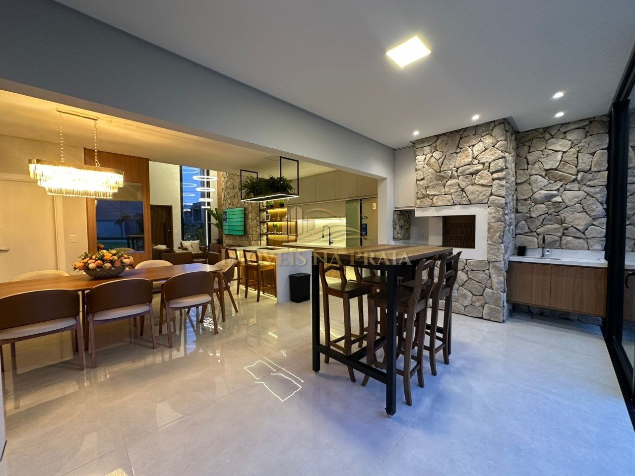 Foto 22 — Casa em Condomínio 4 dormitórios no bairro Sunset