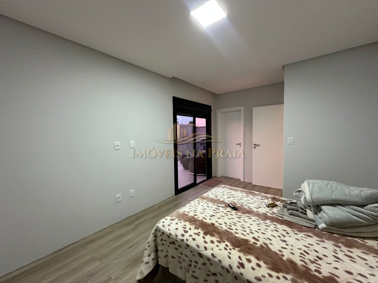 Foto 36 — Casa em Condomínio 4 dormitórios no bairro Sunset