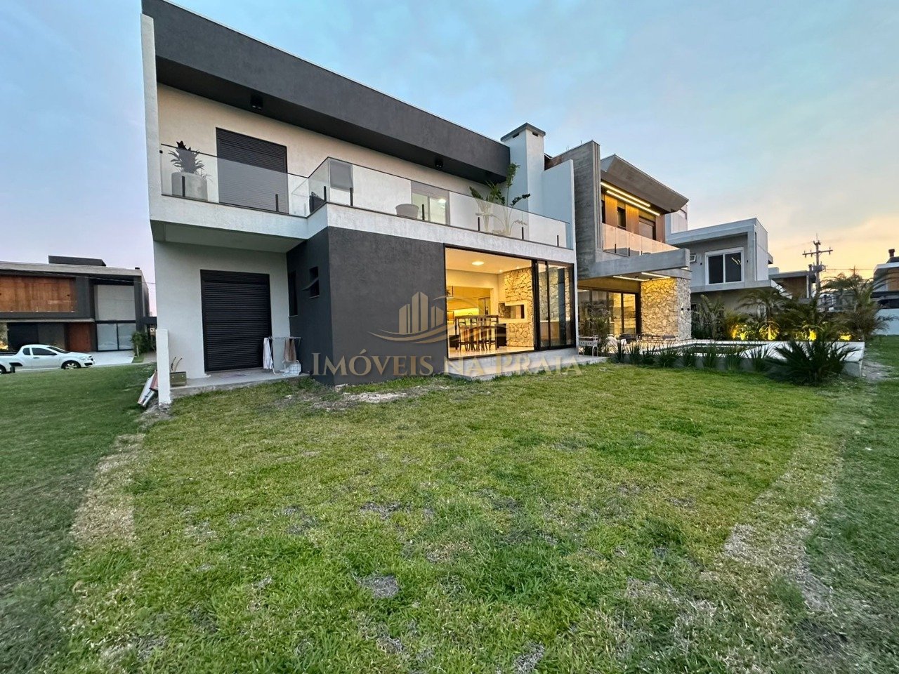 Foto 41 — Casa em Condomínio 4 dormitórios no bairro Sunset