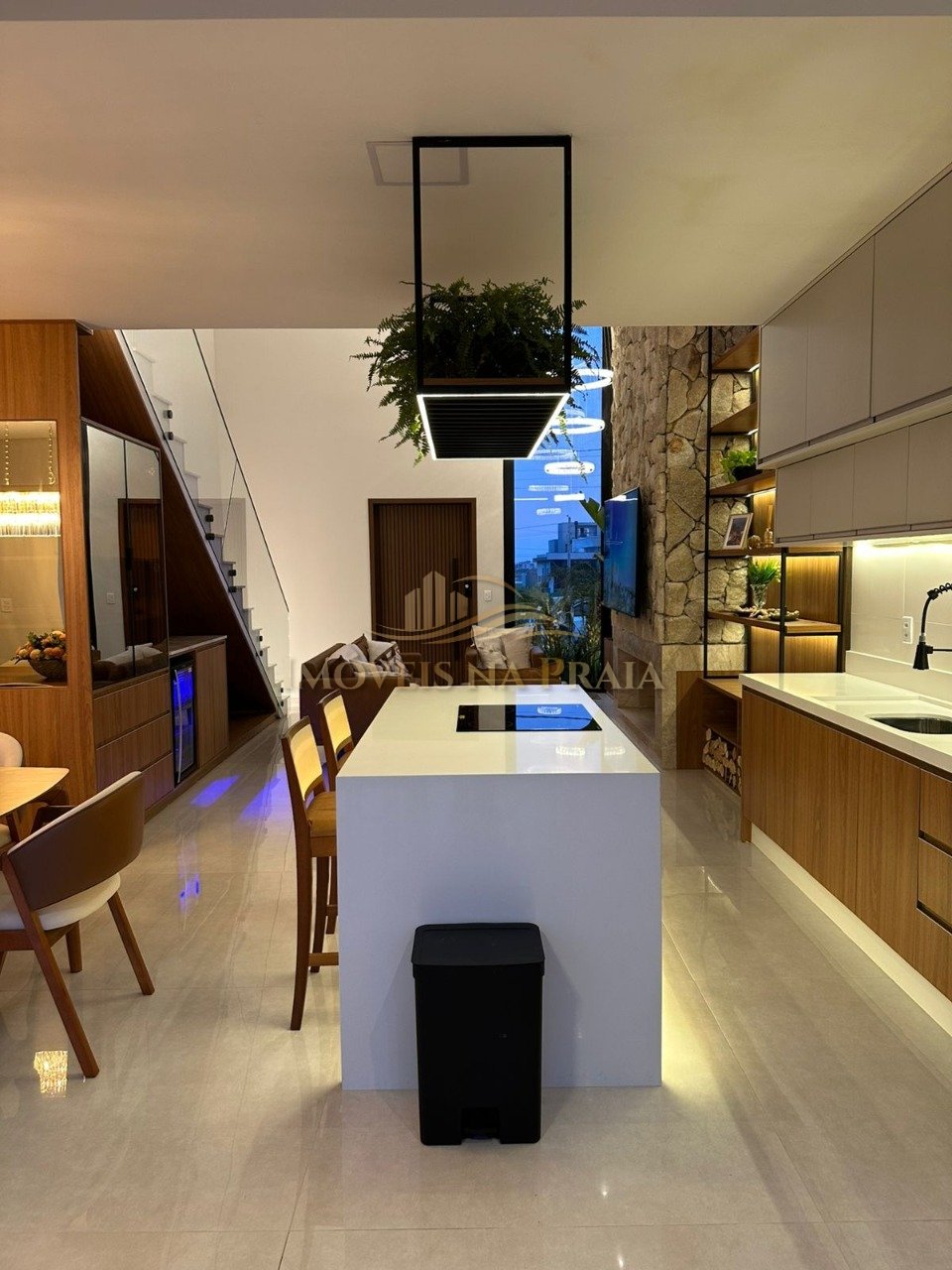 Foto 40 — Casa em Condomínio 4 dormitórios no bairro Sunset