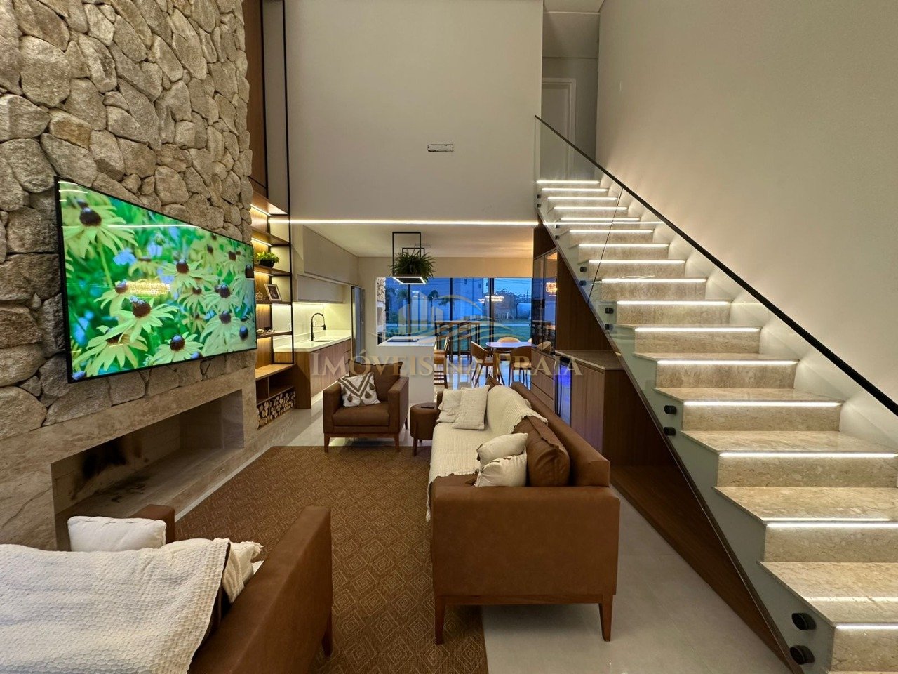 Foto 2 — Casa em Condomínio 4 dormitórios no bairro Sunset