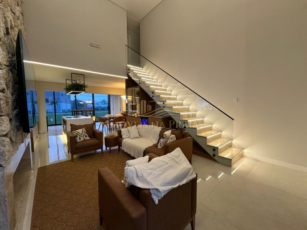 Foto 12 — Casa em Condomínio 4 dormitórios no bairro Sunset