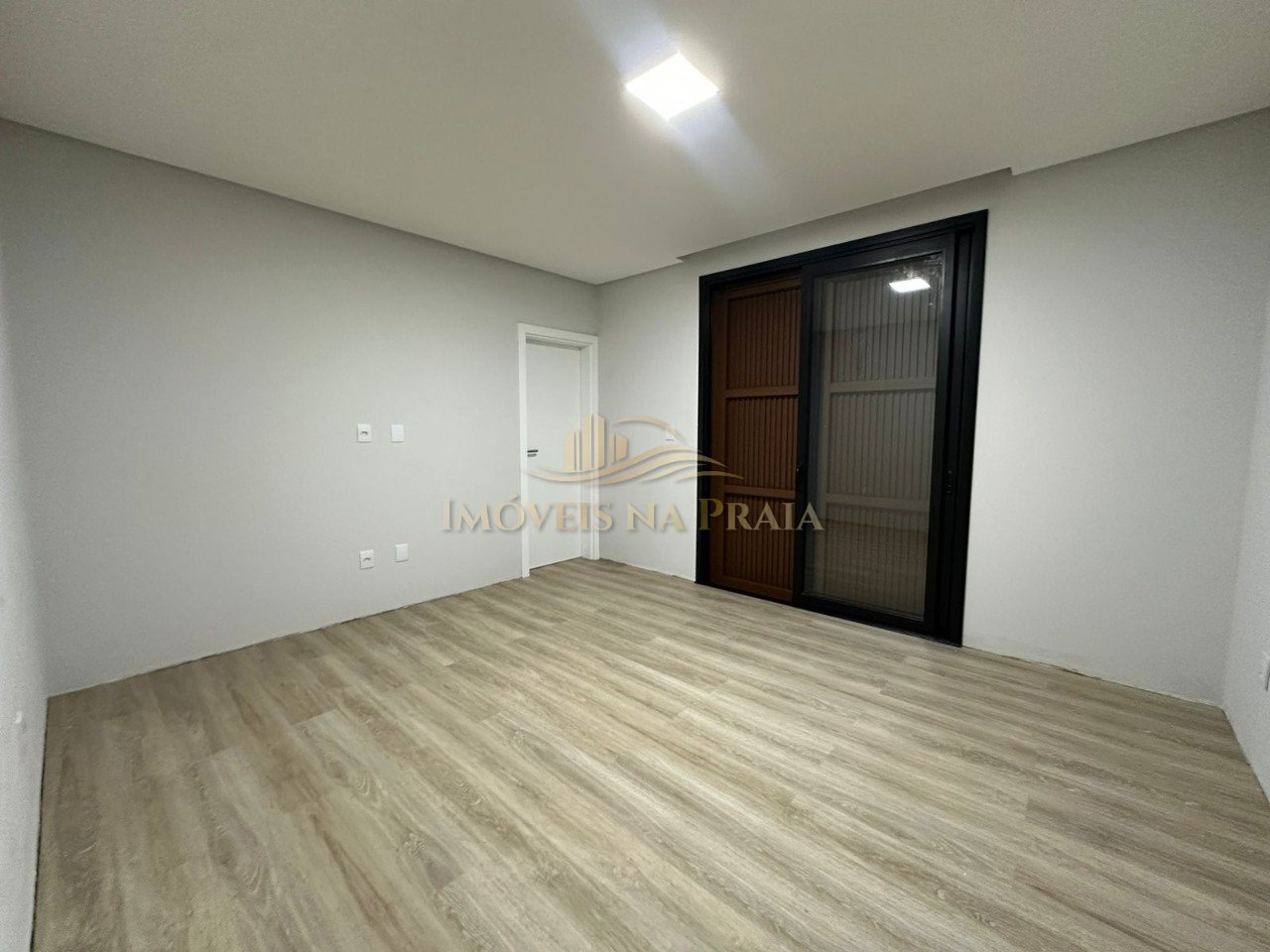 Foto 29 — Casa em Condomínio 4 dormitórios no bairro Sunset