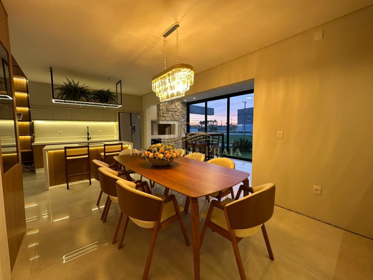 Foto 5 — Casa em Condomínio 4 dormitórios no bairro Sunset