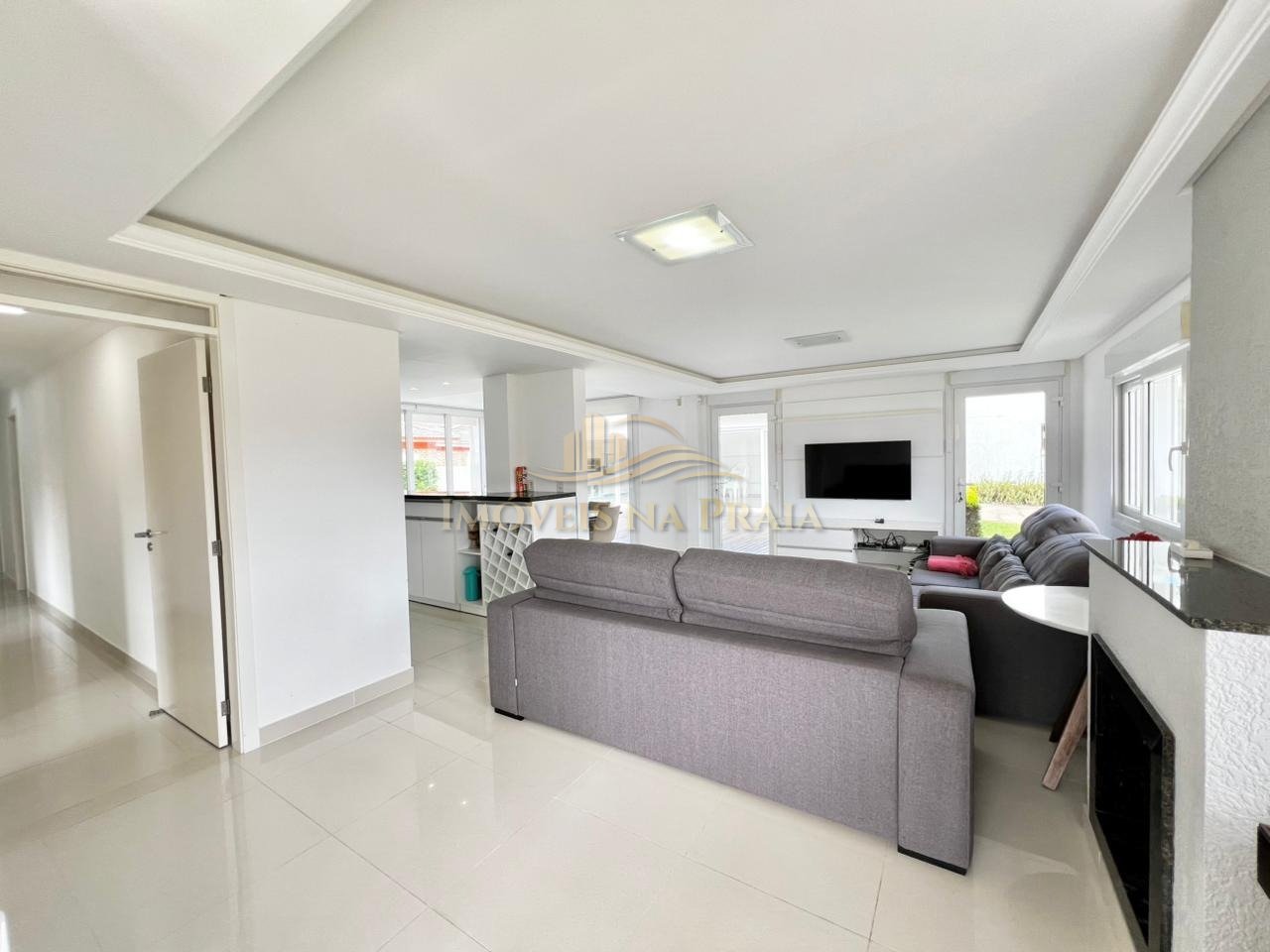 Foto 3 — Casa 5 dormitórios no bairro Noiva do Mar