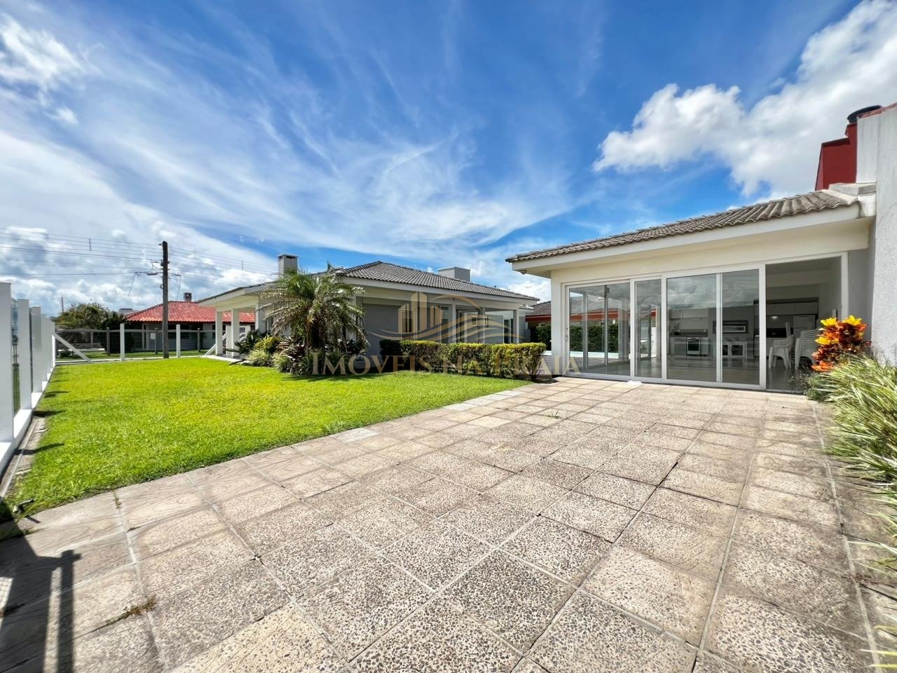 Foto 38 — Casa 5 dormitórios no bairro Noiva do Mar