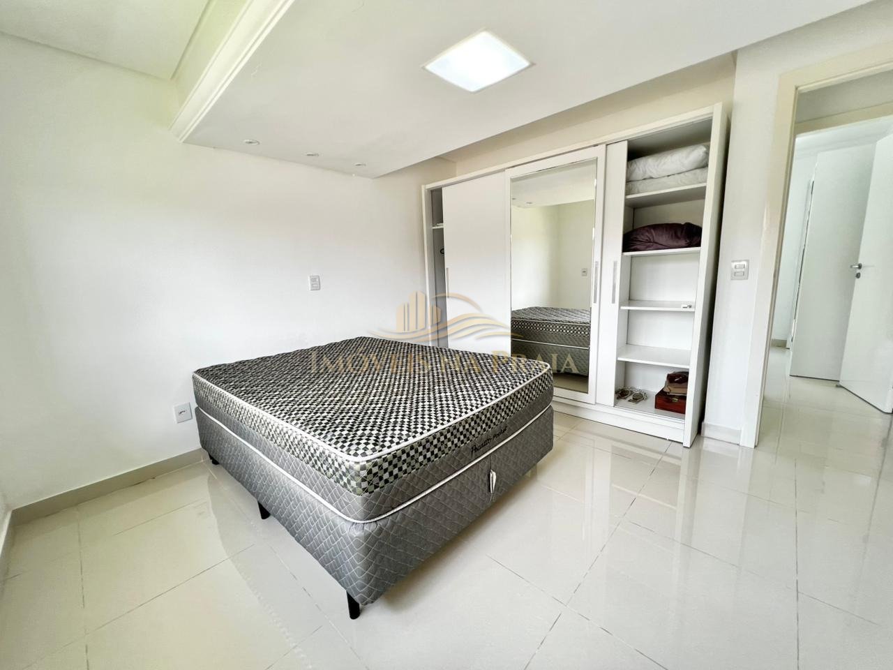 Foto 36 — Casa 5 dormitórios no bairro Noiva do Mar