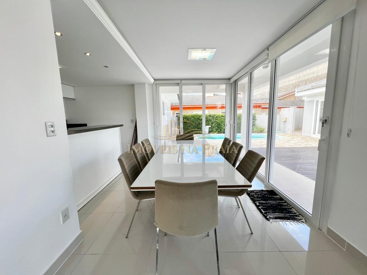 Foto 8 — Casa 5 dormitórios no bairro Noiva do Mar