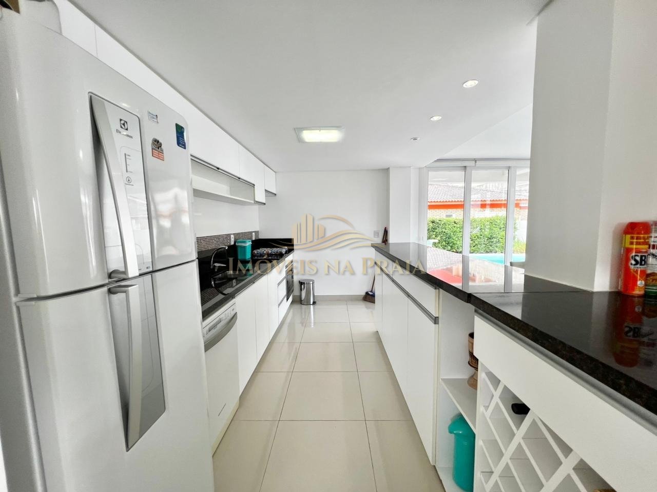 Foto 10 — Casa 5 dormitórios no bairro Noiva do Mar