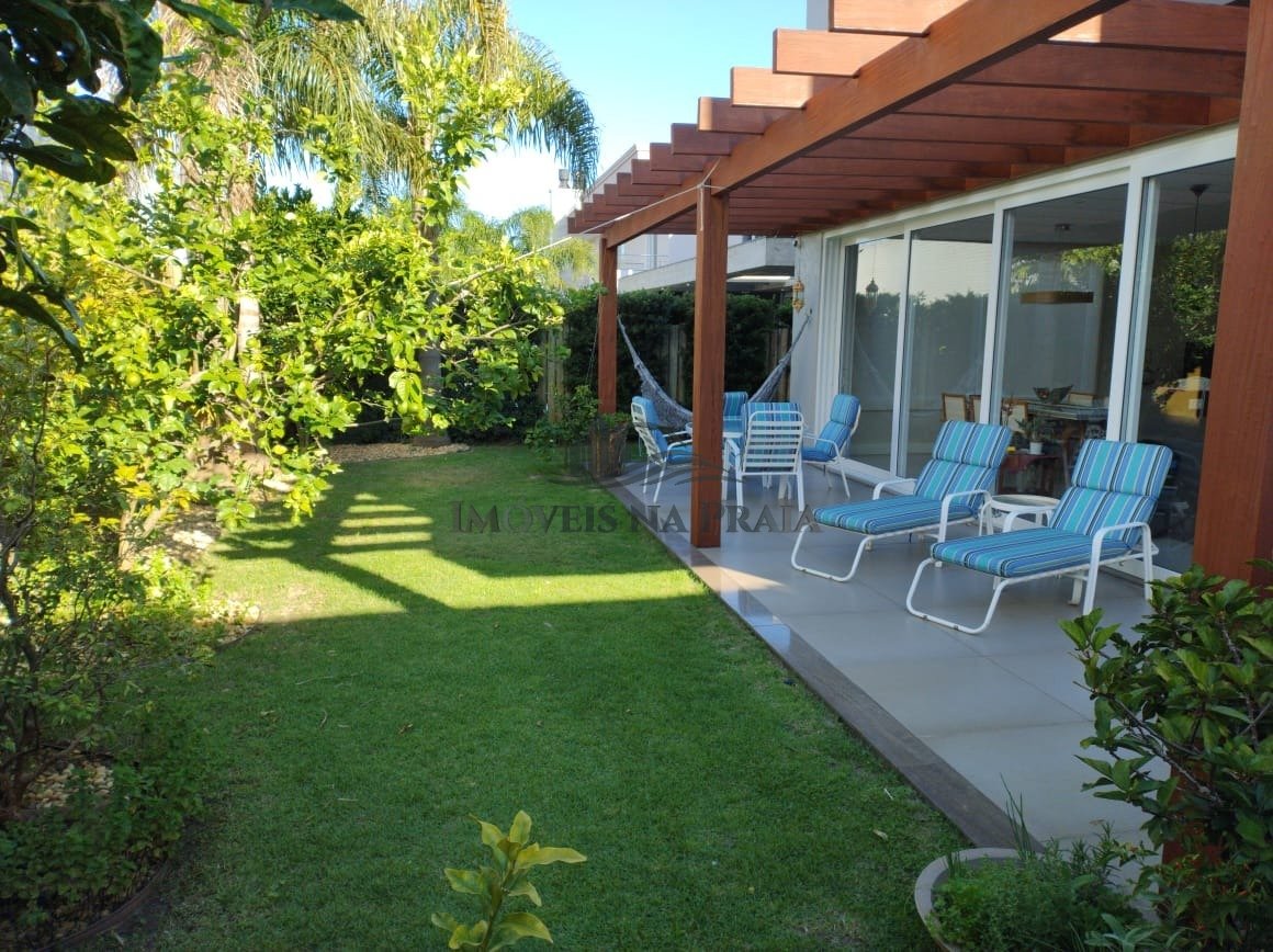 Foto 10 — Casa em Condomínio 4 dormitórios no bairro Villaggio Atlântida