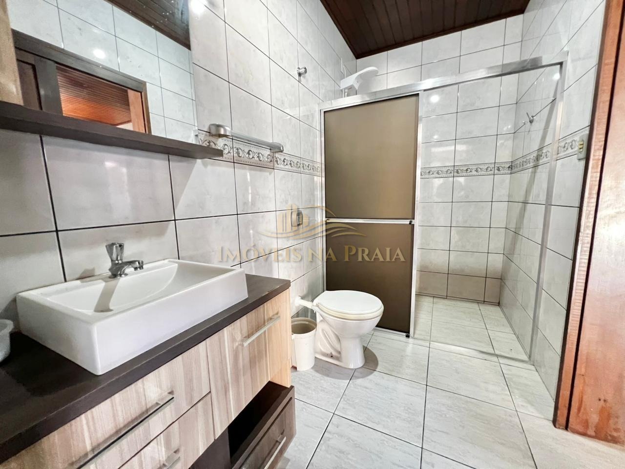 Foto 5 — Casa 4 dormitórios no bairro Rainha do Mar