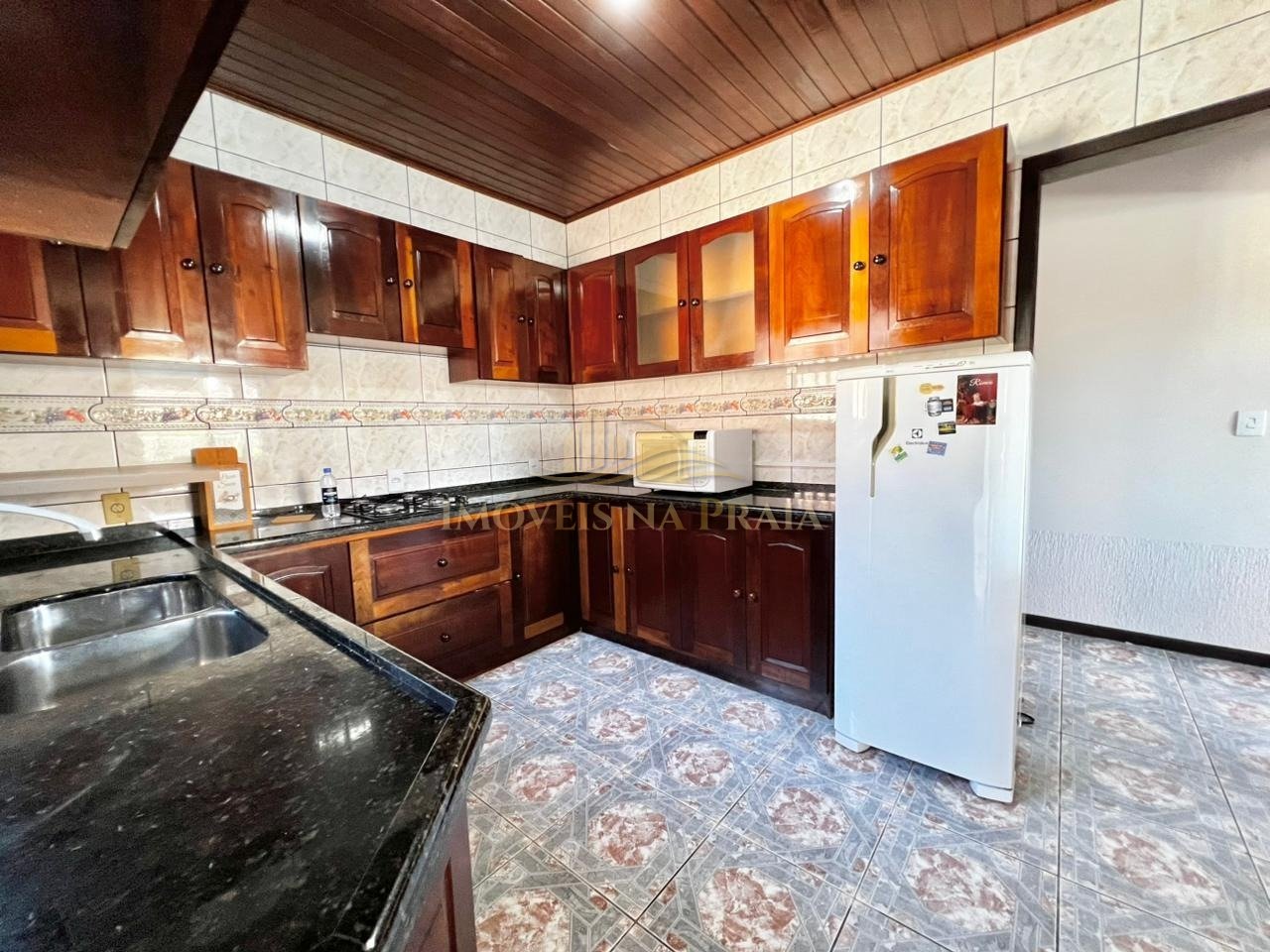 Foto 25 — Casa 4 dormitórios no bairro Rainha do Mar