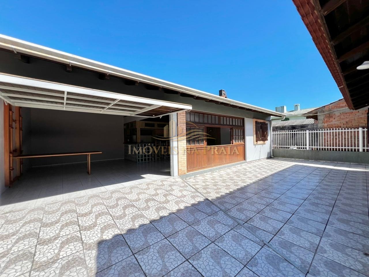 Foto 9 — Casa 4 dormitórios no bairro Rainha do Mar